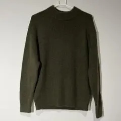 ユニクロ　スフレヤーンモックネックセーター　オリーブ