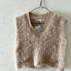 groveピンクのファー風ニットベスト