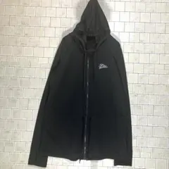 FILA ブラック フルジップ ラッシュガード M シンプル　人気デザイン