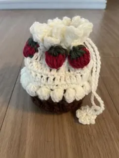 いちご　かぎ針編み　巾着袋　ハンドメイド　編み物　カップケーキ　プリン　ポーチ