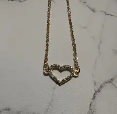 【新品】ハート型ストーン付きネックレス　ジルコニア