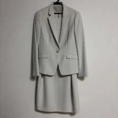 ライトベージュスーツセット (ジャケット・ワンピース)11号