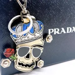 PRADA スカルデザイン キーホルダー - メルカリ