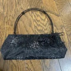 ビーズ装飾　黒　クラッチバッグ　フォーマル　美品