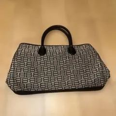 未使用級] BALENCIAGA ハンドバッグ BBモノグラム 685 - メルカリ