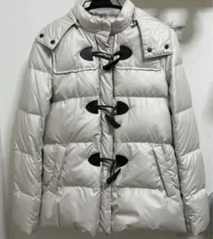 さらにお値下げしました。ダッフルダウンジャケット　コート　オフホワイト