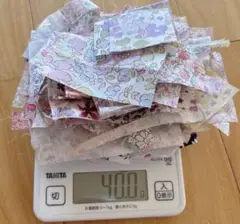 リバティ　はぎれ　約40g タナローン　カットクロス　匿名