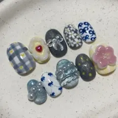 【現品・サイズ変更可能】ネイルチップ　個性派　韓国　リボン　ニュアンス　お花のサムネイル