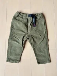 GRAMICCI オリーブ色の長ズボン