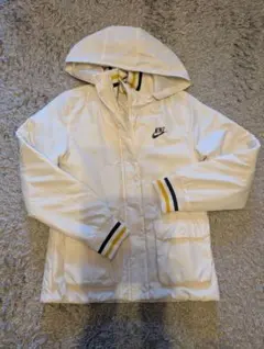 Nike フード付き中綿ジャンパー