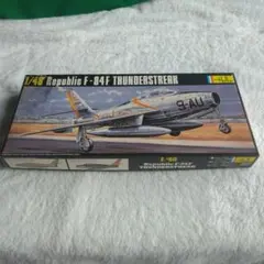 Heller 1/48 Republic F-84F サンダーストリークのサムネイル