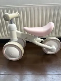D-bike mini プラス ピンク バランスバイクのサムネイル