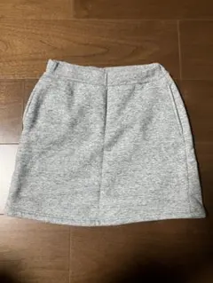 UNIQLO グレー裏起毛スウェットスカート130