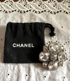 CHANEL ブローチのサムネイル