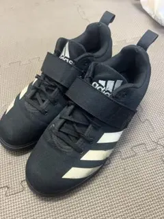 アディダストレーニングシューズ26.5cm