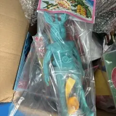 青色 イナズマン　未塗装 面取れ　ソフビ 約25cm イナズマン 面取れ パチ ソフビ 無版権｜Yahoo!フリマ（旧PayPayフリマ）