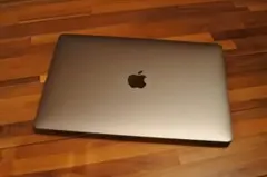 新品バッテリー 2018 MacBook pro 13inch 16GB 1TB