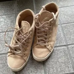 Item thumbnail for item 92202210-c003-4ac1-b282-8fa25983395f