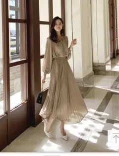 プリーツワンピース長袖