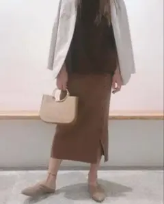 BARNYARDSTORM 佐田真由美さん着用　フロントボタンリブスカート　茶色のサムネイル