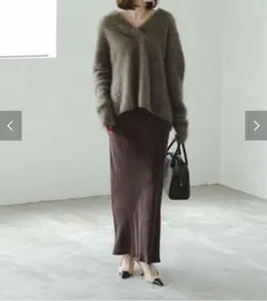 【新品タグ付き】noble サテンナローAラインスカート