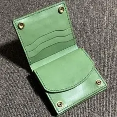 グリーン 緑 ヌメ革 二つ折り財布