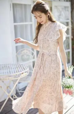 tocco closetウエストリボン付きラインフラワープリーツロングワンピース