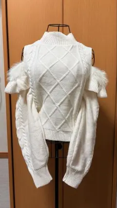 ホワイト アシンメトリーニット セーター