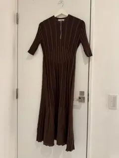 【人気完売品】CINOH ニットワンピース