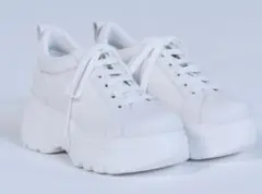 2026年最新】鈴木亜美 スニーカー sの人気アイテム - メルカリ