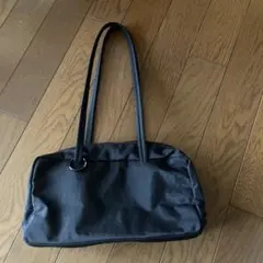 BAGGU ショルダーバッグ ブラック　リングパーツ付のサムネイル