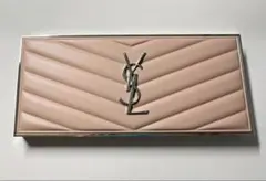 Yves Saint Laurent アイシャドウパレット 10色入り