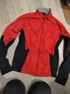 NIKE　ナイキ　CLIMA−FIT　トレーニングウェア　ナイロンジャケット