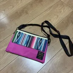 TITICACA ショルダーバッグ ピンク ネイティブ柄のサムネイル