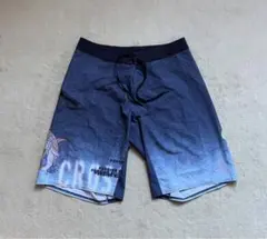 リーボック レズミルズ ハーフパンツ 短パン M キツネ 妖怪 ランニング