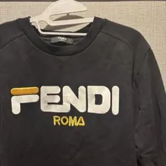 FENDI SPECIAL EDITION トレーナー 黒刺繍ありのサムネイル