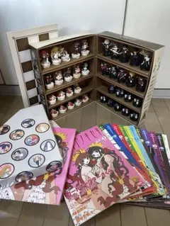 CLAMPノキセキ　チェス盤セット　チェス駒1〜9 雑誌1〜9 まとめ売り CLAMPノキセキ チェス盤セット チェス駒1〜9 雑誌1〜9 まとめ売り