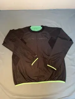 UNDER ARMOR シャカシャカのロングT