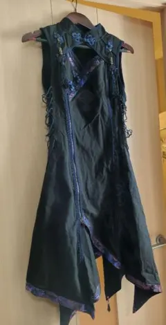 Item thumbnail for item bcd1d1af-a2df-40a3-a05d-51b357f34248