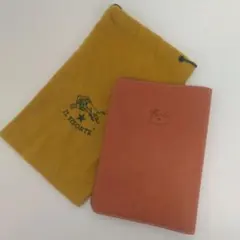未使用品　IL BISONTE　イルビゾンテ　ブックカバー　手帳カバー