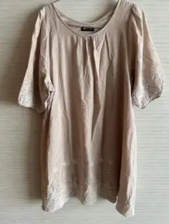 レース刺繍、チュニックのサムネイル