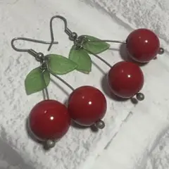 さくらんぼ 揺れるピアス ピアス