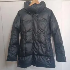 Nike レディース　ダウンコート 黒（ネイビー寄り）Lサイズ