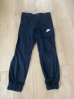 NIKE ロングパンツ ブラック XSサイズ　120のサムネイル