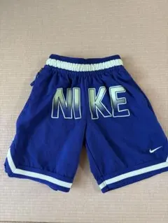 NIKE バスケットボールパンツXS 120〜130バスパンのサムネイル