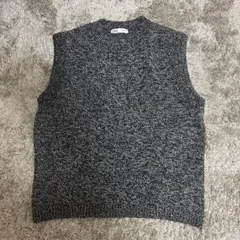 連休限定価格！ZARA ニットベスト