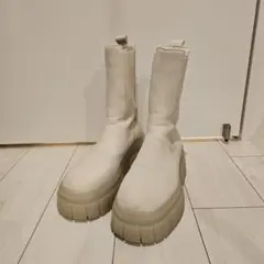 bershka 厚底ブーツ