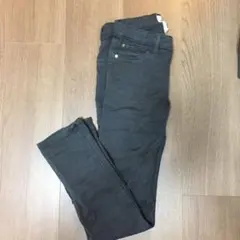 H&Mのパンツ