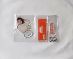 【新品♪】NiziU くじ　アクリルスタンド　キーホルダー　MAKO　マコ