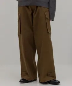 ブラウン ワイドレッグ カーゴパンツのサムネイル